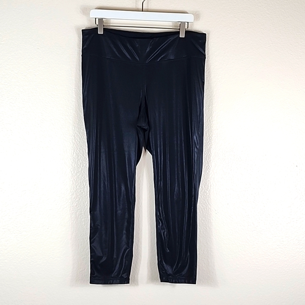 Ideology Black Shimmery Athletic Capris